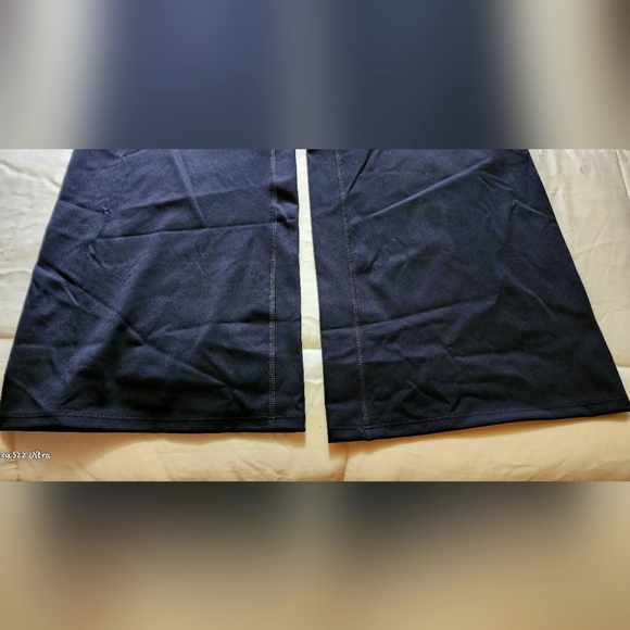 SPANX by Sarah Blakely NWT Tall Flare Black Yoga Pants 1X - Picture 2 of 12